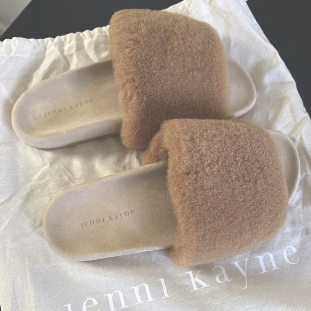 NEW Jenni Kayne Shearling Slides beige size 40.